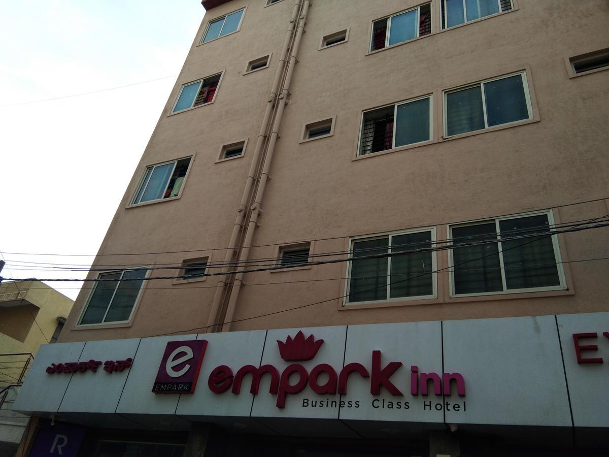 Empark Inn バンガロール エクステリア 写真